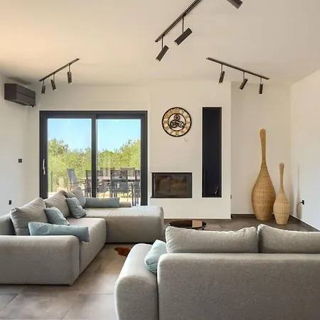 Modern Cormoran With Pool In