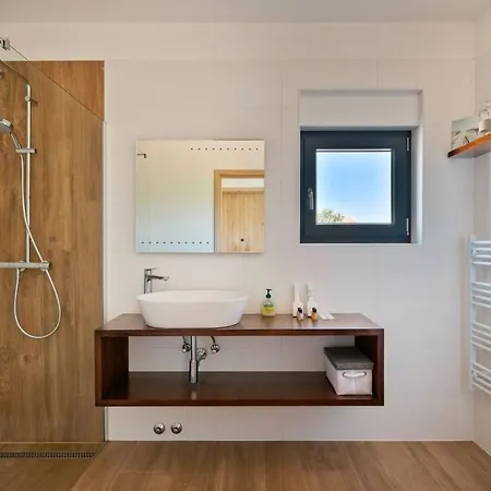 Вилла Modern Cormoran With Pool In