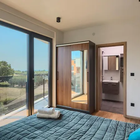 Modern Cormoran With Pool In